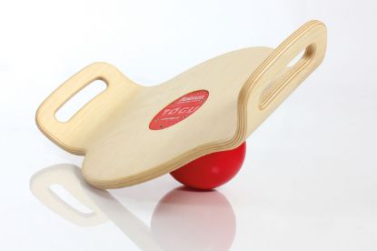 Picture of Togu Balanza, 22" x 14" x 3", birch wood w/red balls